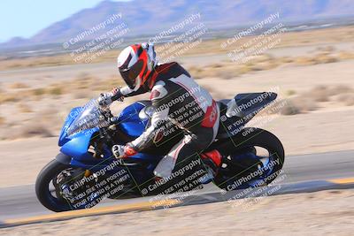 media/Dec-10-2023-SoCal Trackdays (Sun) [[0ce70f5433]]/Turn 9 Inside Set 1 (1115am)/